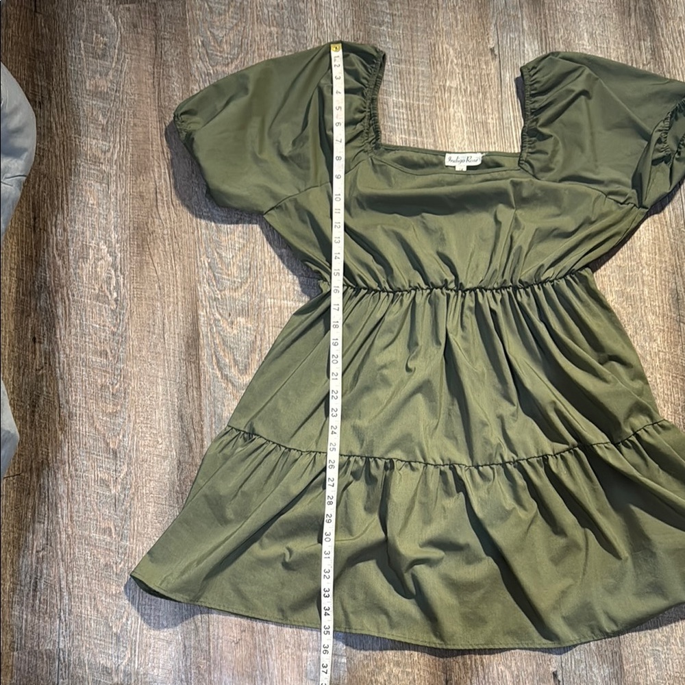 Elegant Olive Midi Dress - Picture 6 of 8